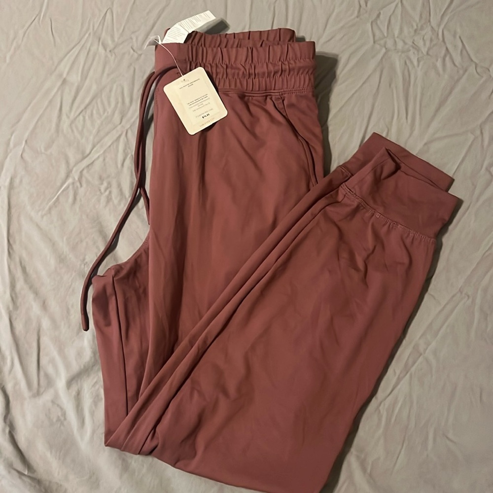 Fabletics high waisted performance jogger